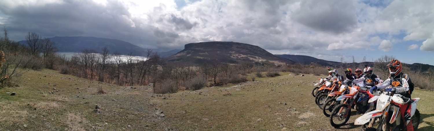 IMG b74a9e4387bb24b6562a8a7b56fb5f61 V